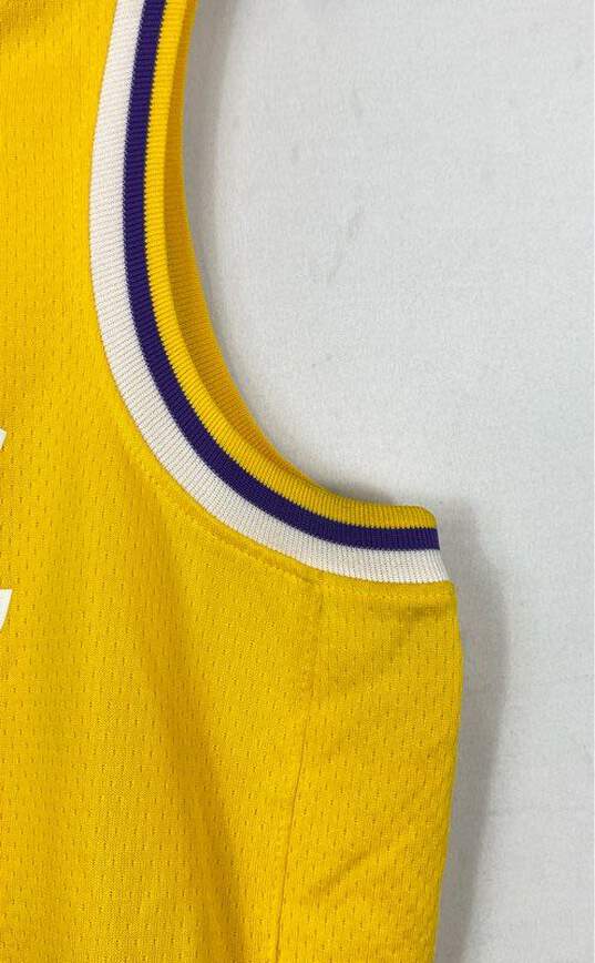 Nike Yellow Basketball Jersey - Size Medium image number 4