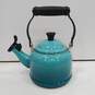 Le Creuset Classic Whistling Tea Kettle image number 1