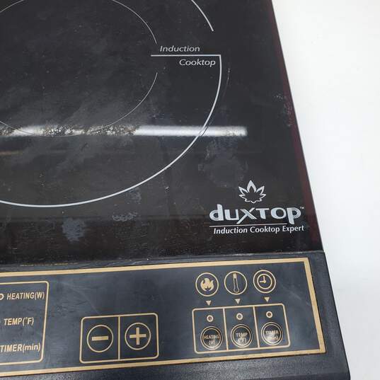 Duxtop Induction Cooktop Tested Powers ON image number 6
