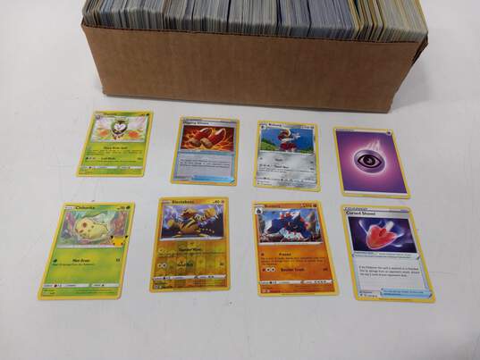 Bundle/Lot of Pokémon Trading/Playing Cards image number 4