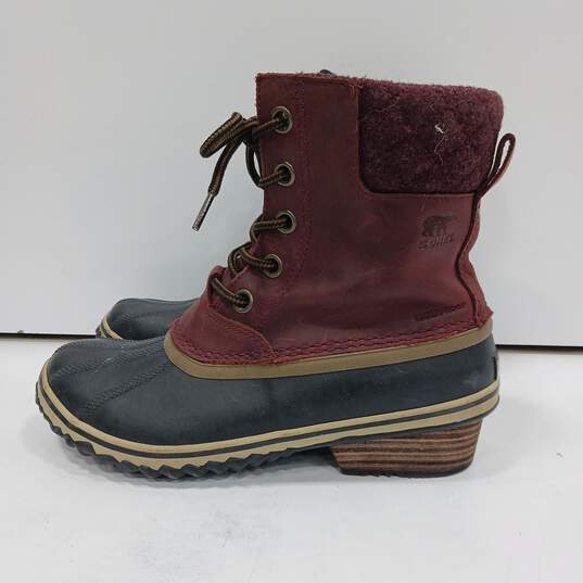 Sorel Women's Black/Maroon Leather Duck Boots Size 9 image number 1