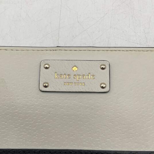 Kate Spade New York Womens Black White Leather Card Slots Magnetic Bifold Wallet image number 4
