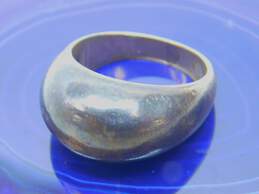 Bayanihan 925 Modernist Dome Tapered Band Ring 6.2g alternative image