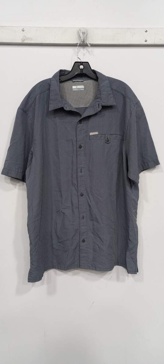 Columbia Men's Blue Gingham Button-Up Size XL image number 1