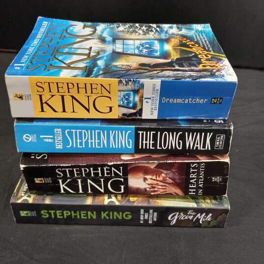 4pc Bundle of Assorted Paperback Stephen King Novels image number 1