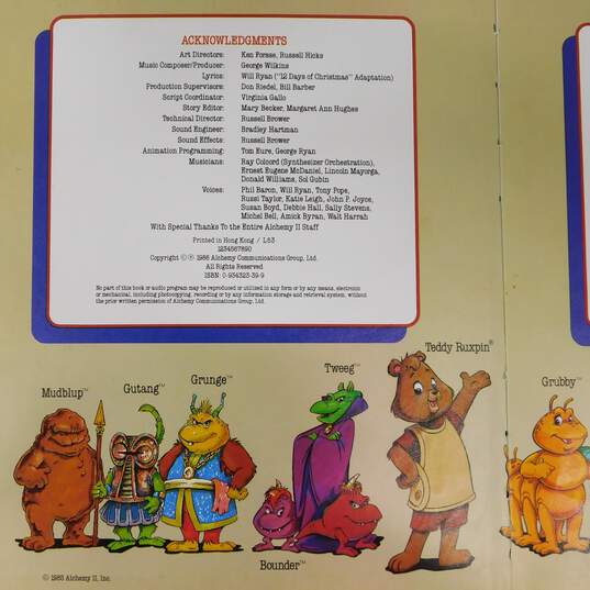 Vintage Teddy Ruxpin Christmas Book & Cassette & Outfit image number 6