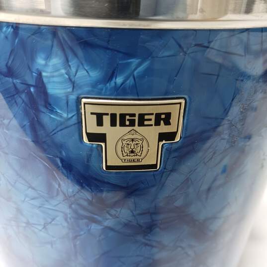 Vintage Tiger 4.4L Blue Vacuum Ice Bucket image number 2
