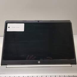 HP Notebook 15-dy1043dx Intel Core i5 Windows 11 alternative image