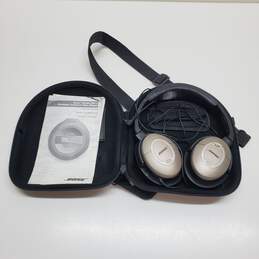 Bose Noise Cancelling Headphones for Parts or Repair Untested