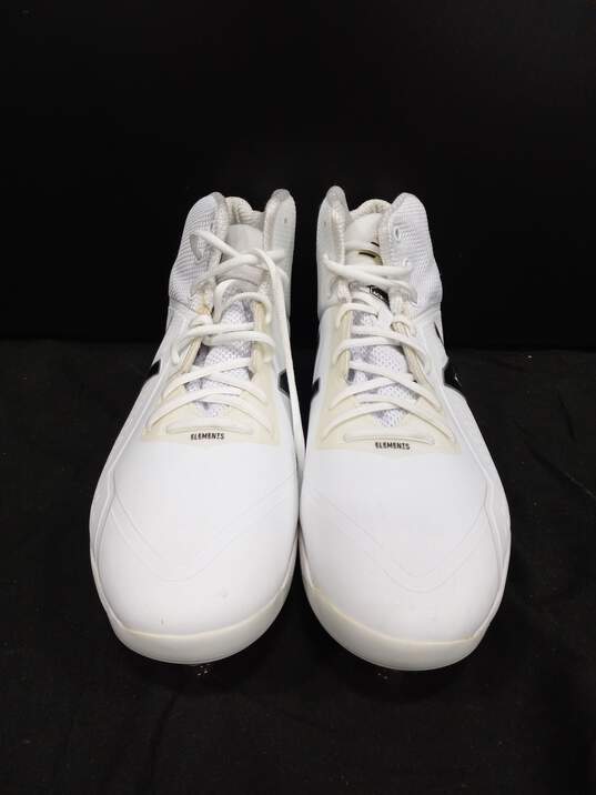 New Balance Men's White Golf Shoes Size 16 image number 2