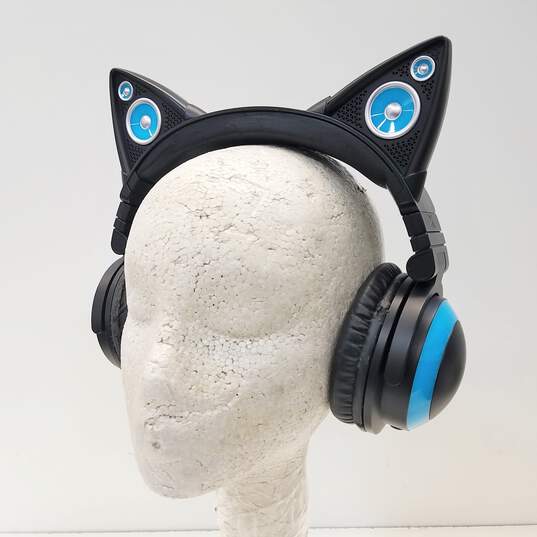 Brookstone Limited Edition Ariana Grande Cat Ear Wireless X6 Bluetooth Headphones with Case image number 6