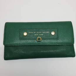 MARC BY MARC JACOBS NEW YORK GREEN LEATHER CLUTCH BAG