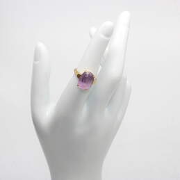 14K Yellow Gold Oval Amethyst Ring Size 5.5 - 4.0g
