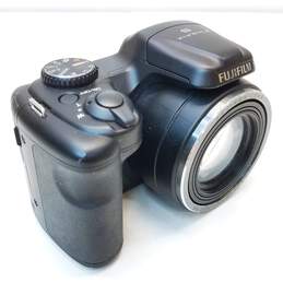 Fujifilm FinePix S8600 16.0MP Digital Camera