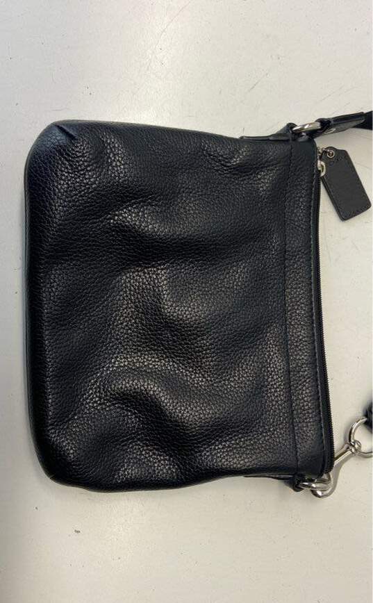 Coach Pebble Leather Crossbody Bag Turn-Lock Closure Silver Hardware Black image number 4