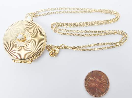 Vintage Coro Pegasus Gold Tone Faux Pearl Multi Picture Locket Pendant Necklace 24.7g image number 5