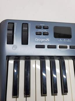 M-Audio Oxygen 25 3rd Generation Keyboard Untested alternative image