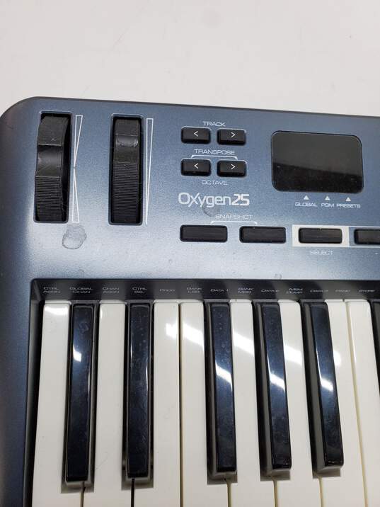 M-Audio Oxygen 25 3rd Generation Keyboard Untested image number 2