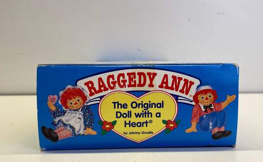 Raggedy Ann The Original Doll With A Heart By Johnny Gruelle 1996 Hasbro NIB image number 5