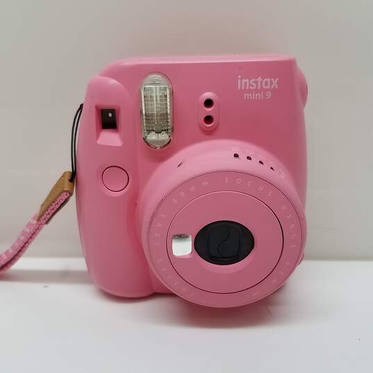 Fujifilm Instax Mini 9 Instant Film Camera - Flamingo Pink image number 1