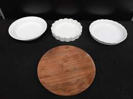 White Round Bakeware & Wood Tray Assorted 4pc Lot