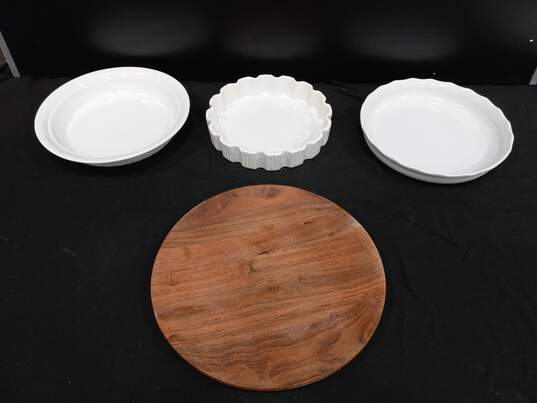 White Round Bakeware & Wood Tray Assorted 4pc Lot image number 1
