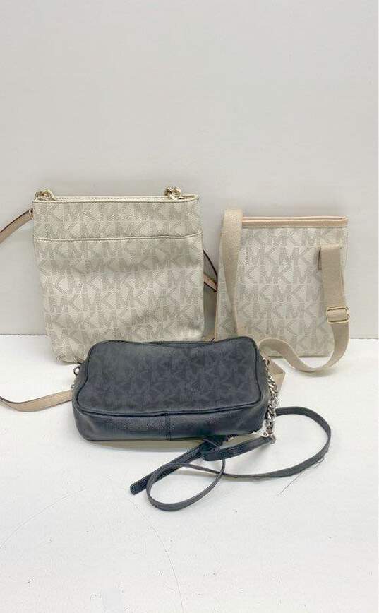 Michael Kors Assorted Bundle Lot Set of 3 Handbags image number 6