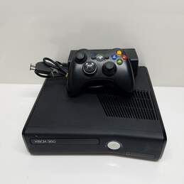 Microsoft Xbox 360 Slim 4GB Console Bundle Controller & Games #1 alternative image