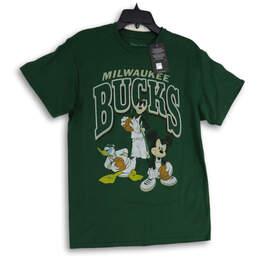 NWT Mens Green Milwaukee Bucks Basketball Disney Character T-Shirt Size S