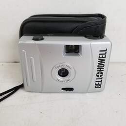 UNTESTED Bell and Howell Point and Shoot 35mm Film Camera Focus Free 28mm Lens