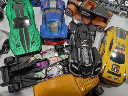12.9lbs Bundle of Assorted Toy Vehicles image number 6