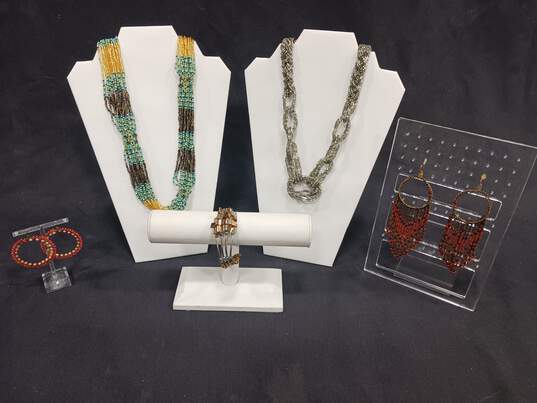 5pc Assorted Fashion & Costume Jewelry Bundle image number 1