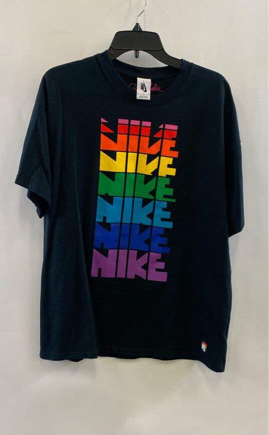 Nike Men's Graphic Black T-shirt - M image number 1
