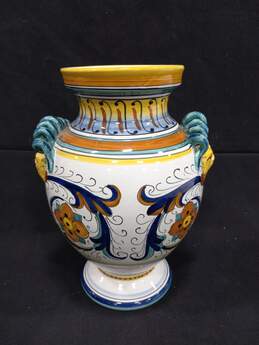 Deruta  Vase