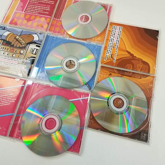 Grand Theft Auto: Vice City Official Soundtrack Box Set (CIB) image number 8