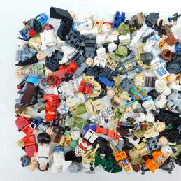 14.9 Oz. LEGO Star Wars Minifigures Bulk Lot alternative image