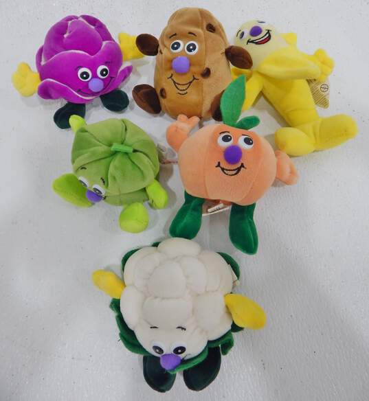 VTG 1996 Toy Box Creations Veggie Friends & Fruit Seedies Plush Toys Set of 6 image number 6
