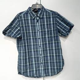 North Face Short-Sleeve Button Up Size Medium