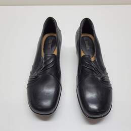 `Earth Leather Heels Women's Size 7B Black Platform Pumps Slip On Shoes alternative image