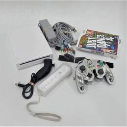 Nintendo Wii w/2 Games
