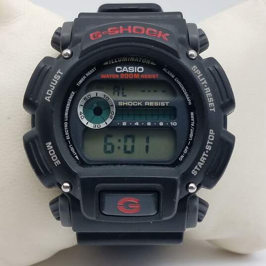Casio G-Shock DW 9852 44mm WR 200M Shock Resist Chrono Sports Watch 52g image number 1