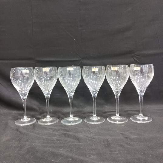 Bundle of Six Marquis Caelyn Clear Vine Glasses image number 1