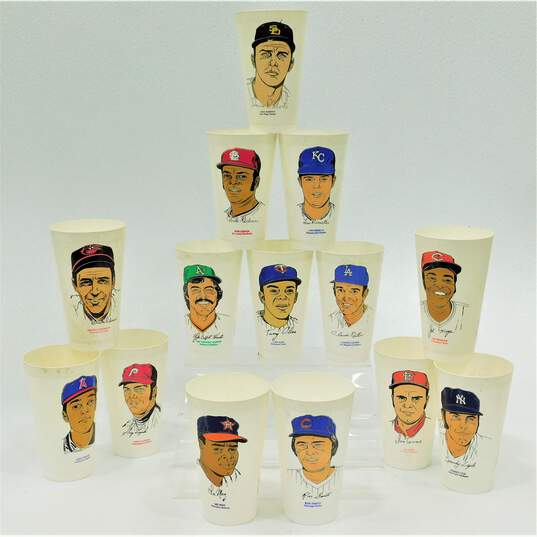 Vintage 1970s 7-Eleven MLB Baseball Player Slurpee Cups Lot of 14 image number 1