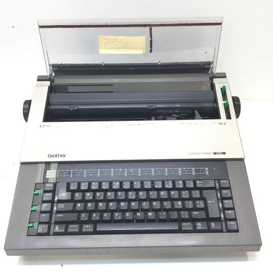 Brother Correctronic 50XL Typewriter image number 2