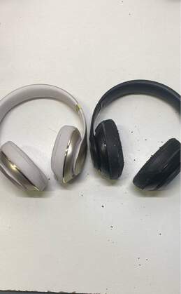 Assorted Audio Headphone Bundle Lot of 8 for Parts / Repair alternative image