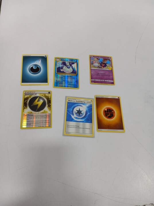 Pokémon Trading Cards image number 5