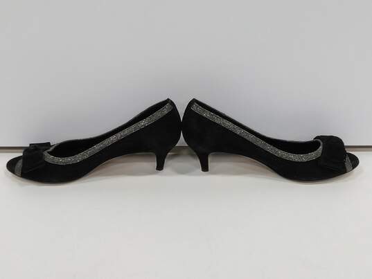 Vaneli Women's Black Leather Heels Size 9.5N image number 2
