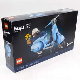 LEGO Creator Expert 10298 1960's Vespa 125 Open Set w/ Original Box and Manual alternative image