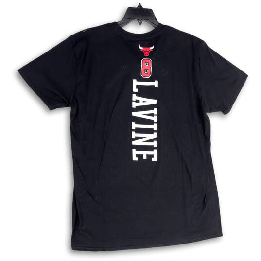 NWT Mens Black Red Chicago Bulls Zach Lavine #8 Basketball T-Shirt Size XL image number 2