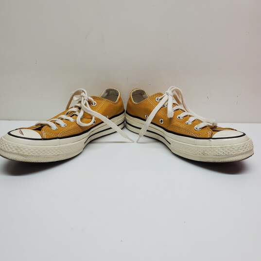 Converse All Star Chuck Taylor Low Tops in Mustard Yellow Women 8 Men 6 image number 4